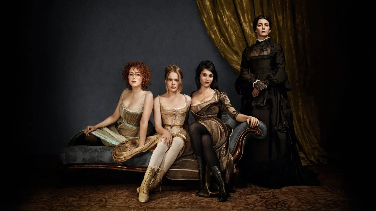 Maison close backdrop