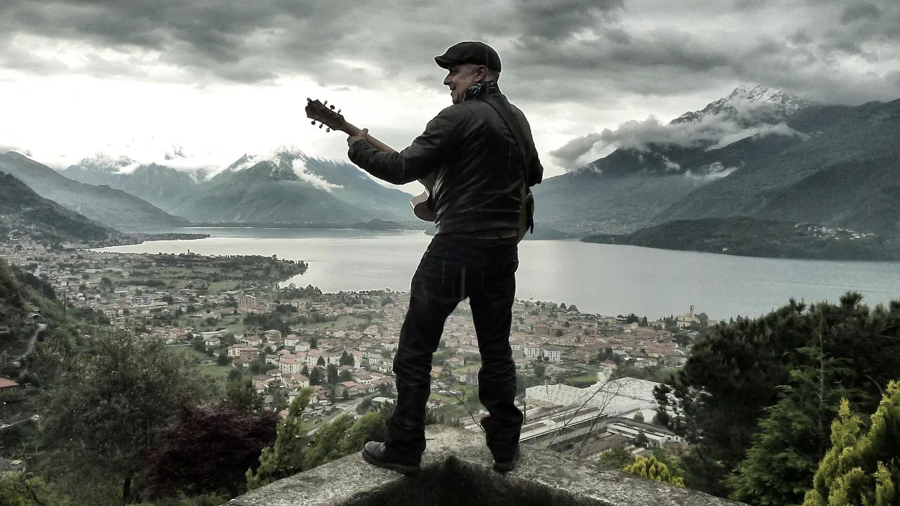 Terra&Acqua backdrop