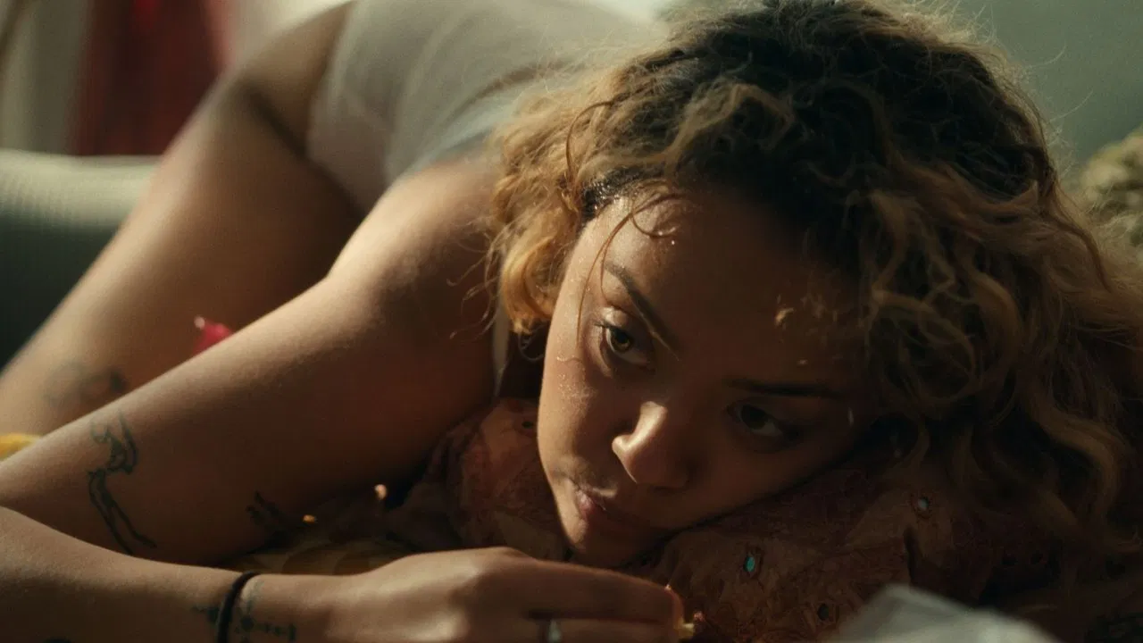 Three Screaming Vaginas backdrop