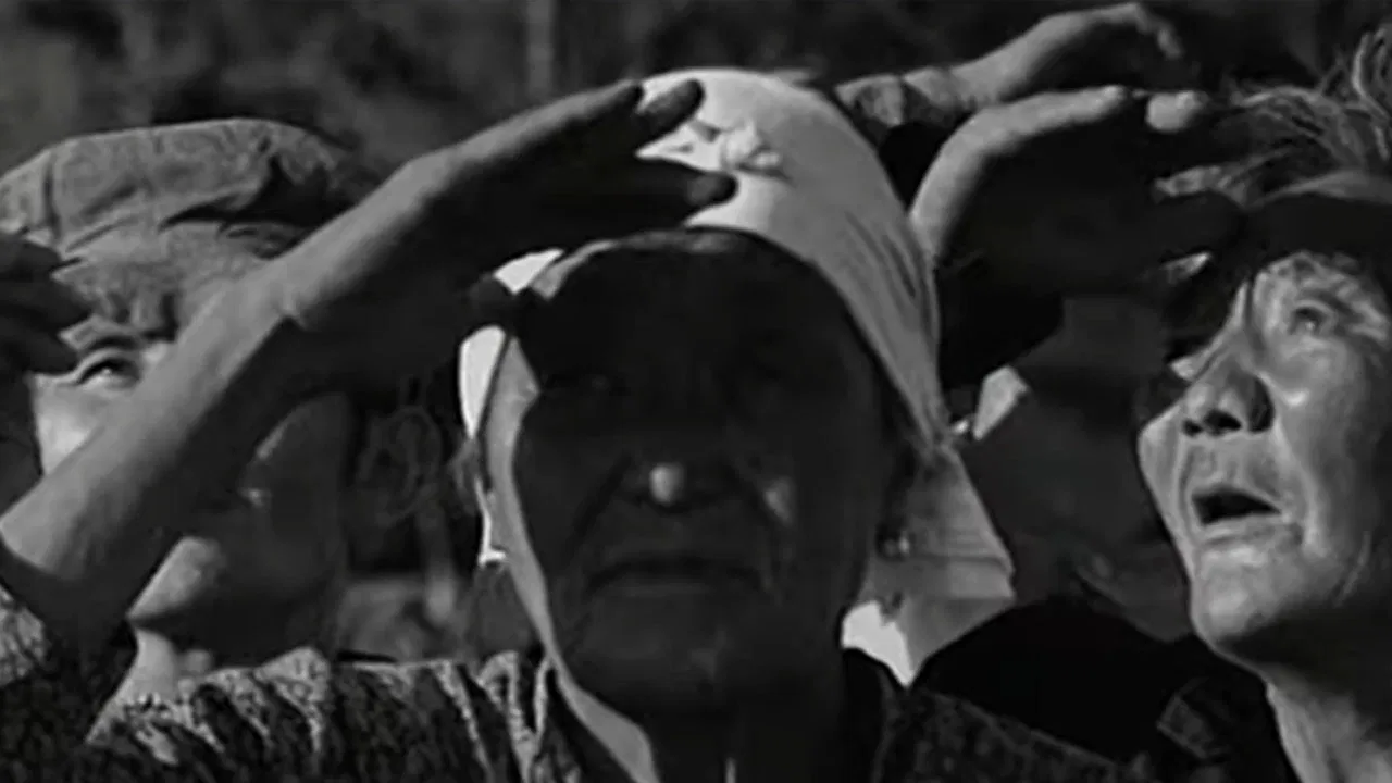 Dyarapilaan backdrop