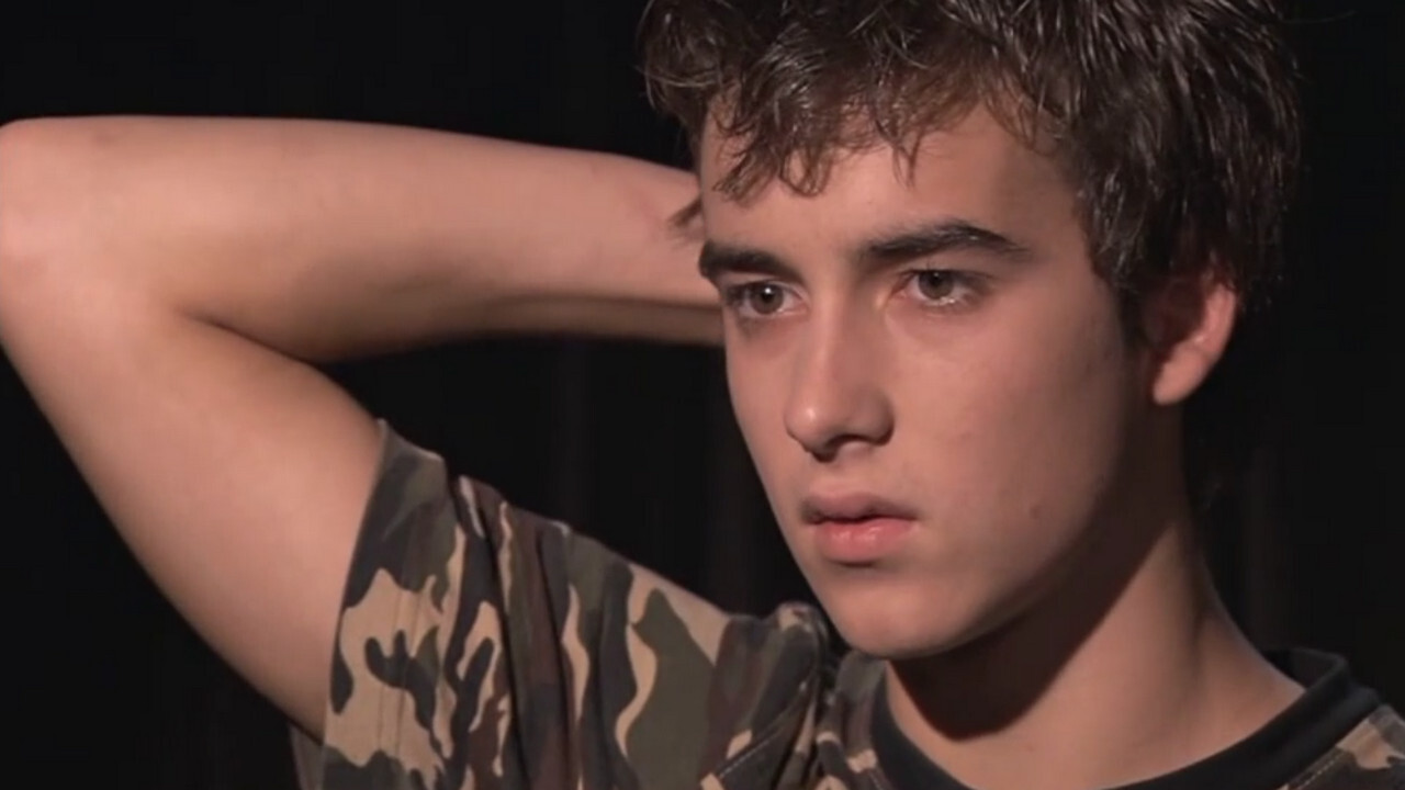 Romeo's Kiss backdrop