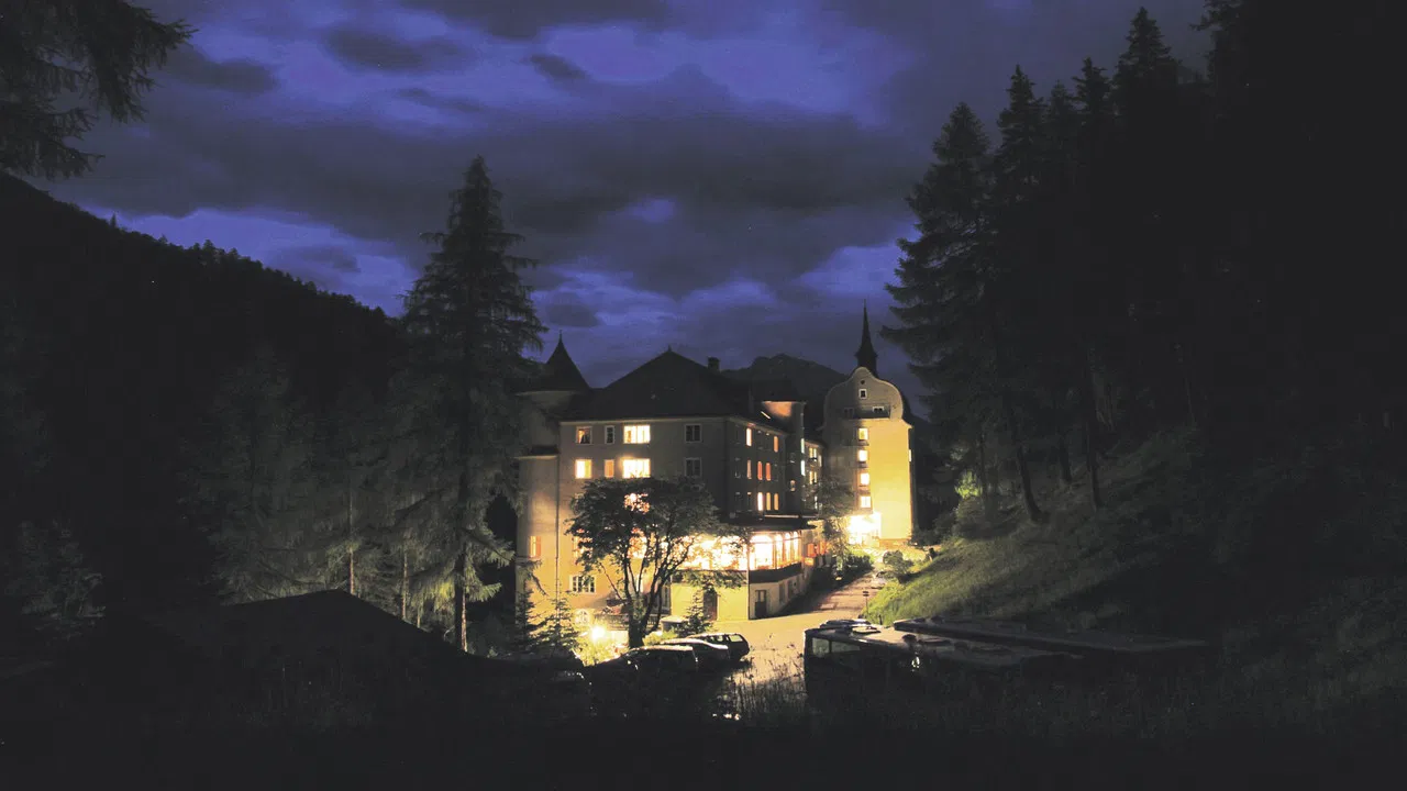 Fenster zum Jenseits backdrop