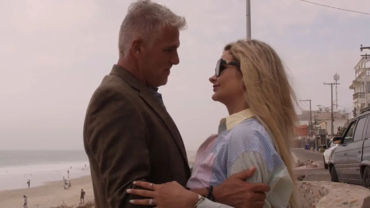 Réntame a tu esposa backdrop