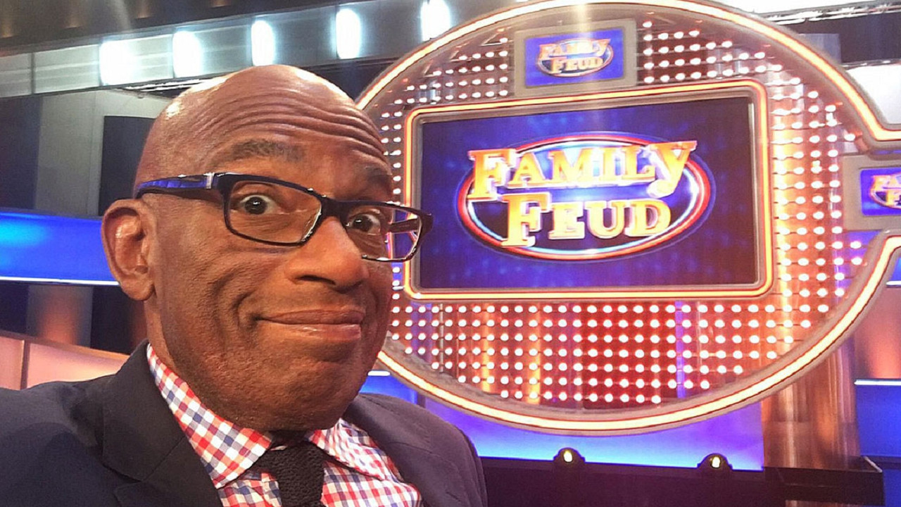 Celebrity Family Feud backdrop