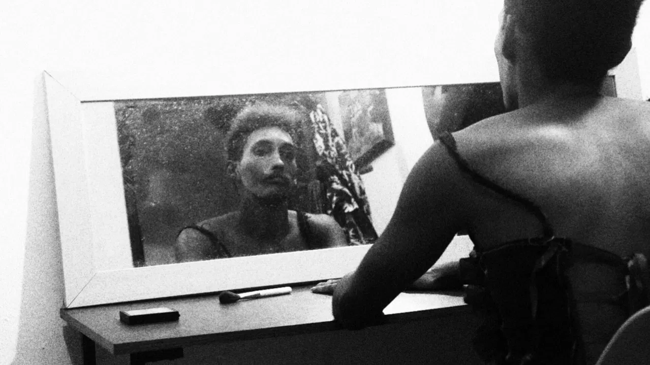 A Máscara do Vazio backdrop