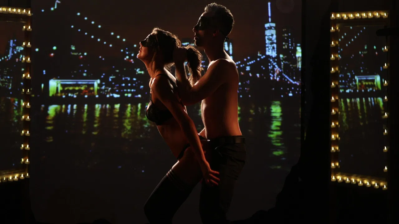 Blind Date Swingers Club backdrop