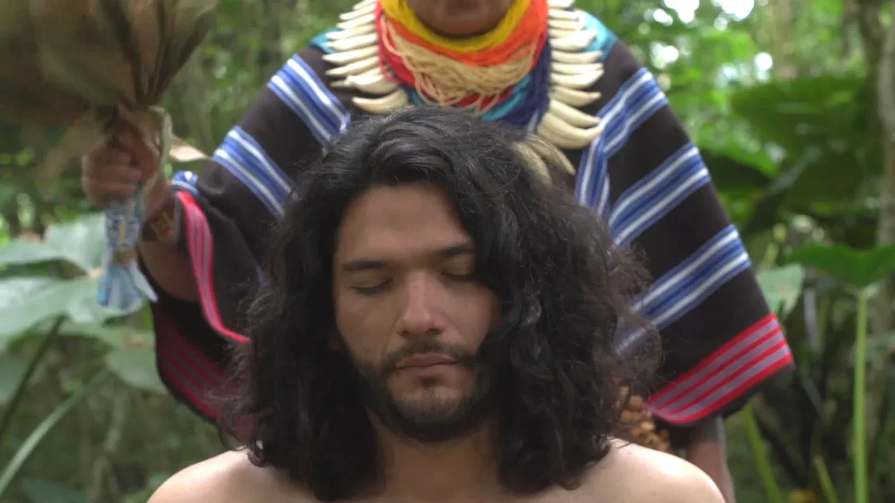 Al otro lado del mar backdrop