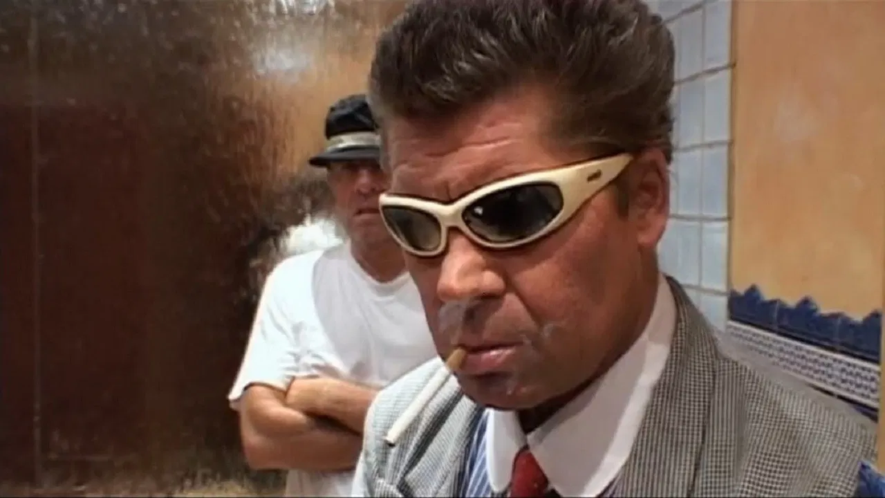 Die Leopoldstraße Kills Me backdrop