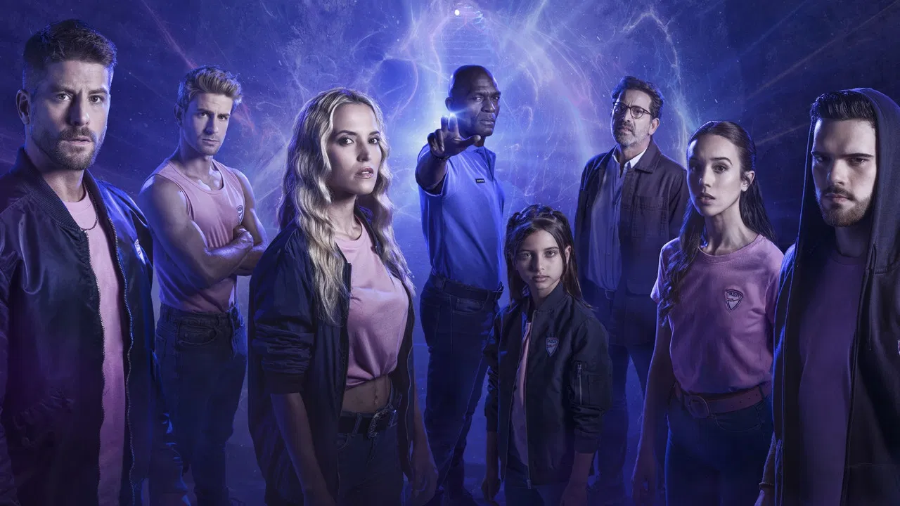 Los Protegidos: A.D.N. backdrop