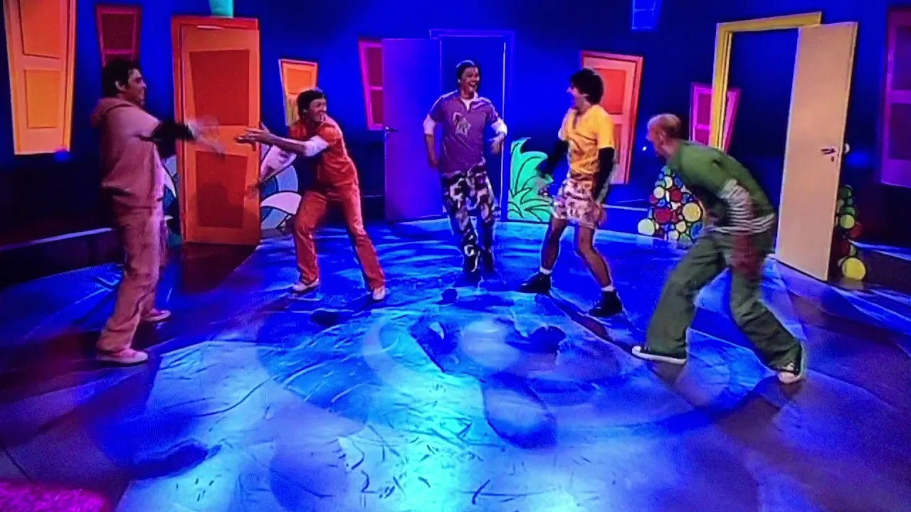 Skrimmel Skrammel backdrop