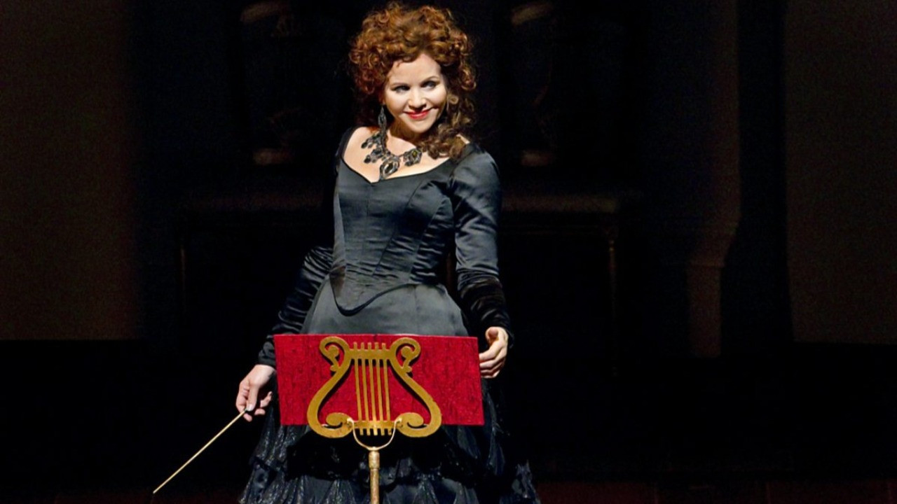 Rossini: Armida backdrop