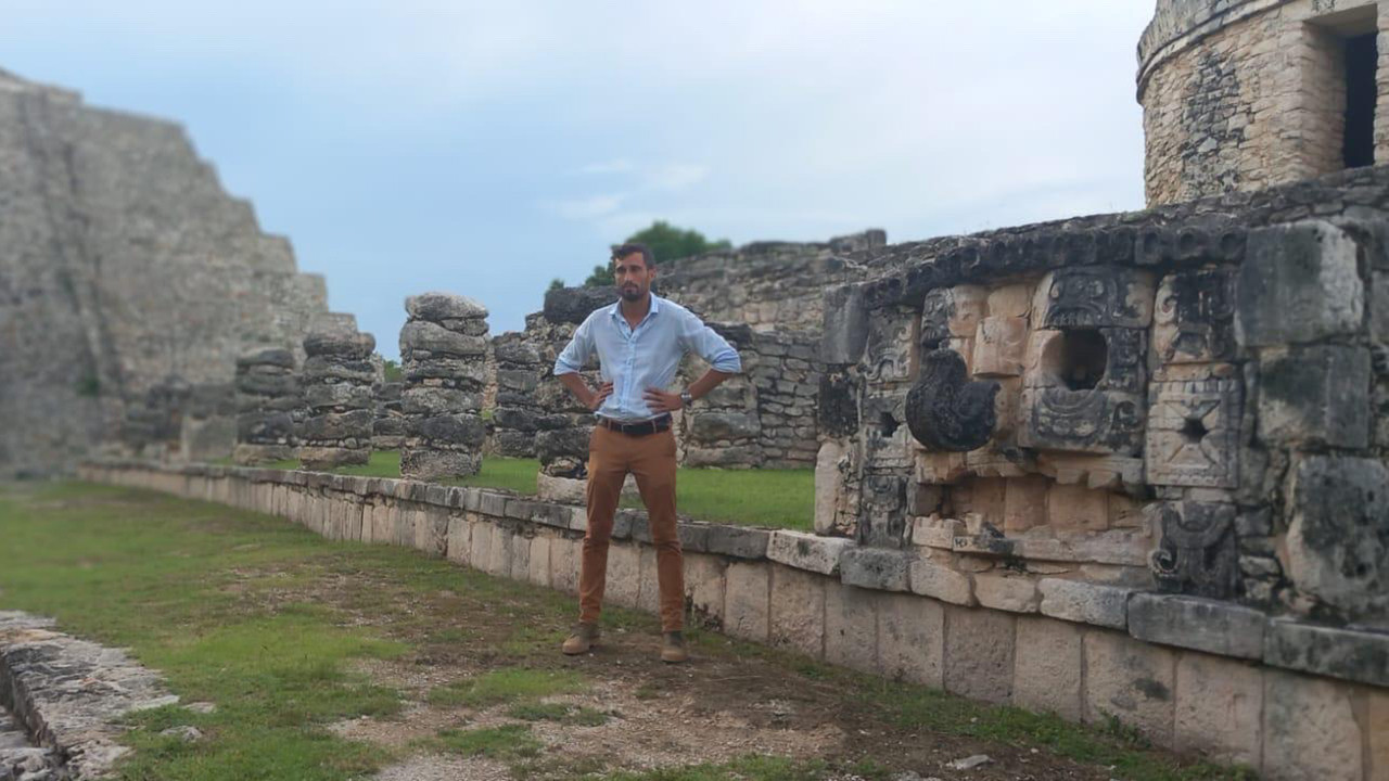 Mayas: The Secrets of the Last Cities backdrop