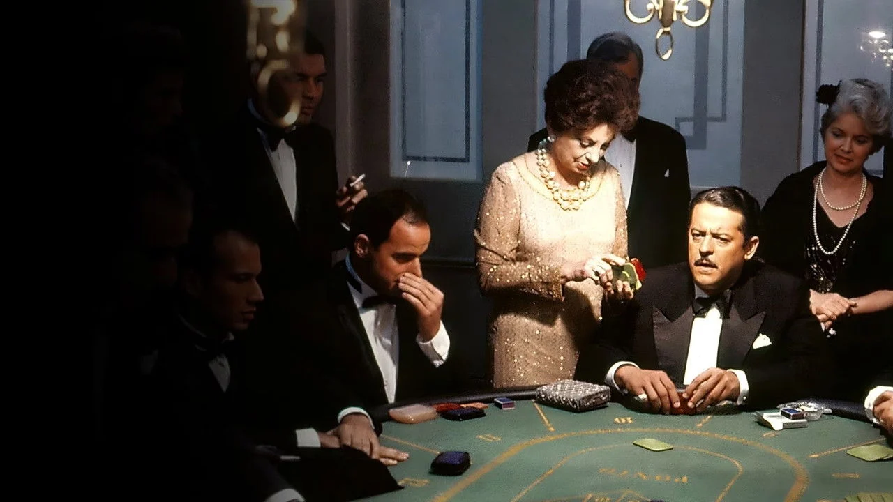 A, E, I, O... Urca backdrop