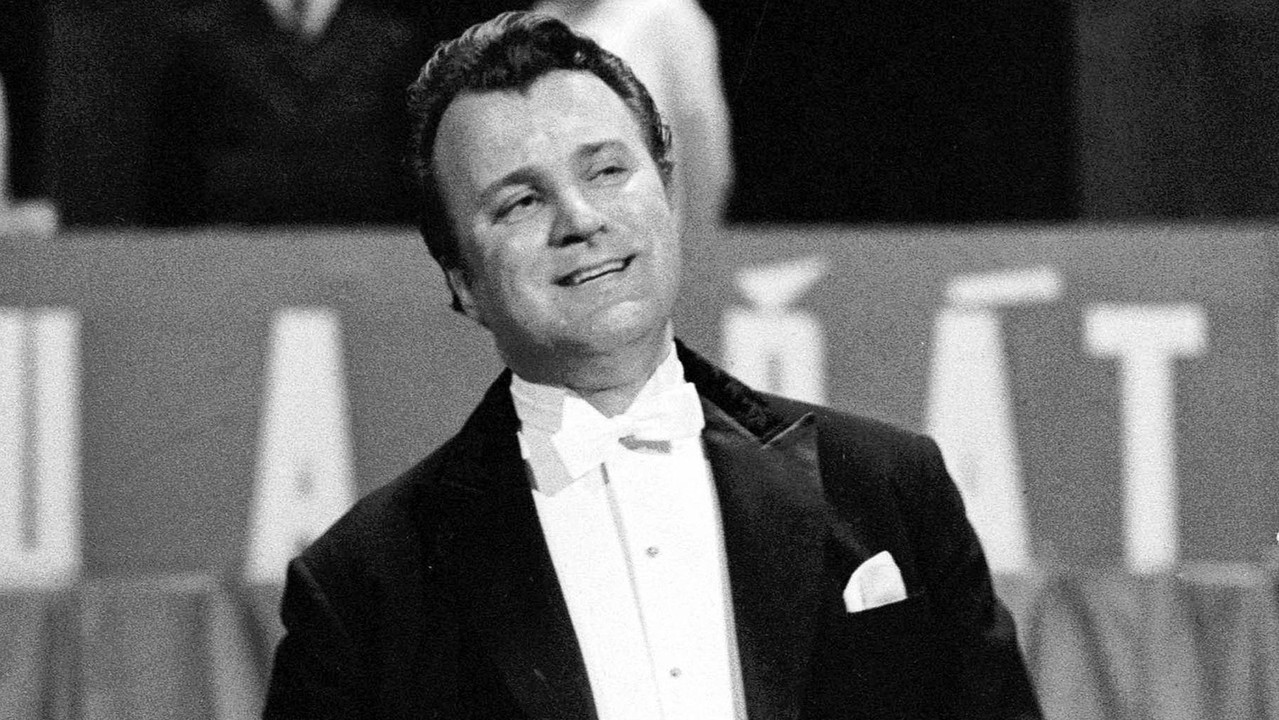 The World of Nicolai Gedda backdrop