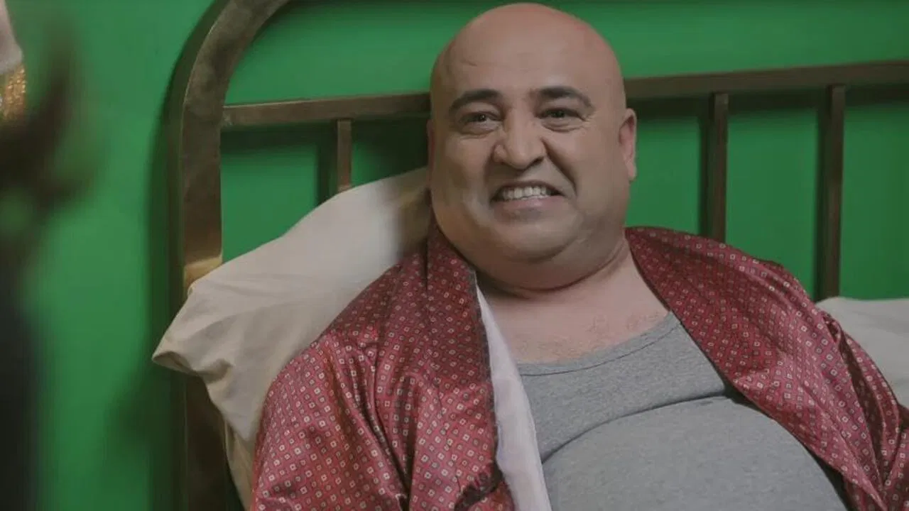 Eli Lik Lik backdrop