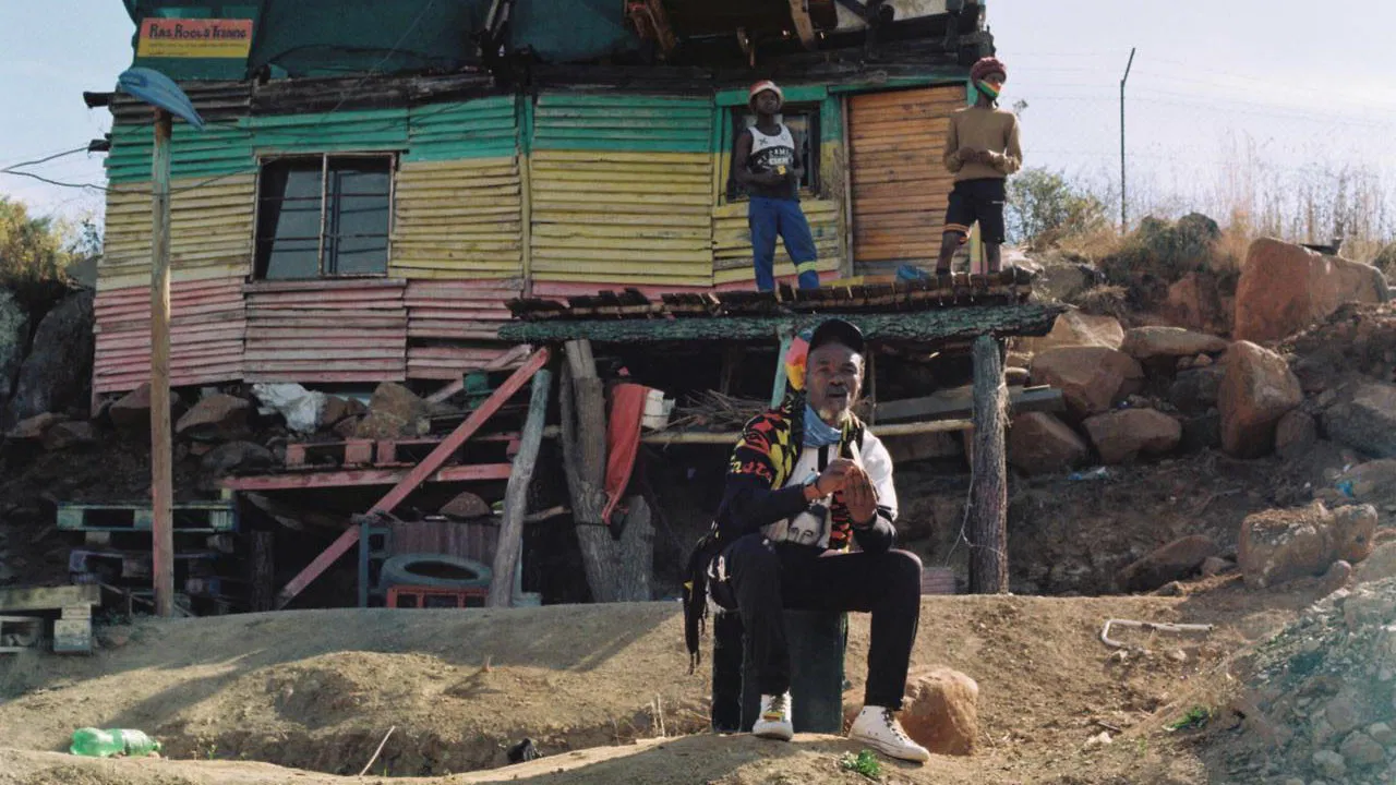 Let Them Be Seen backdrop