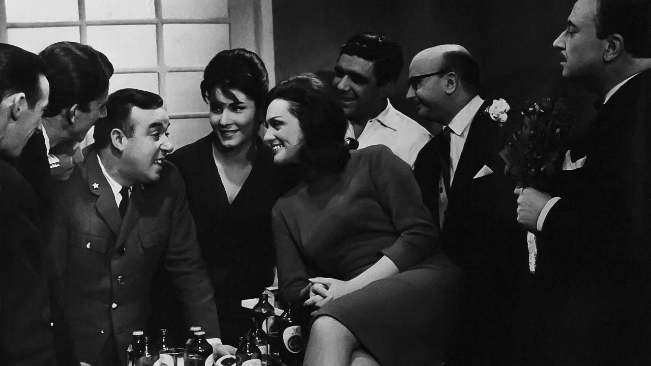 Pão, Amor e... Totobola backdrop