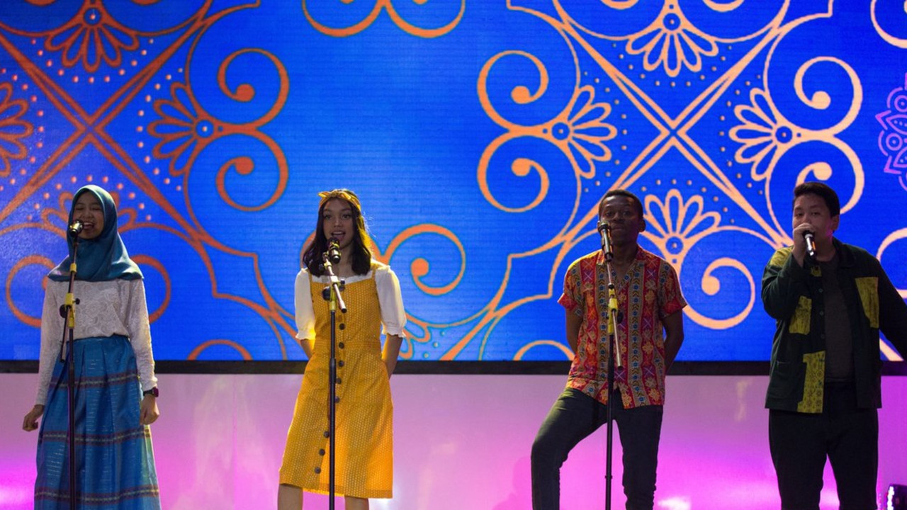 Doremi & You backdrop