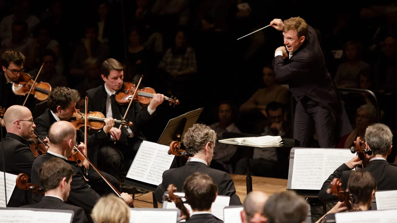 Schumann - Das Paradies und die Peri backdrop