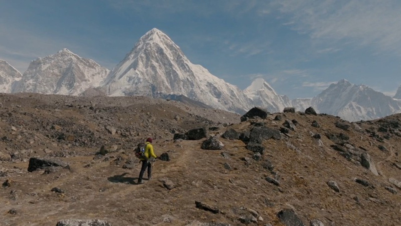 O Engraxate Que Escalou o Everest backdrop
