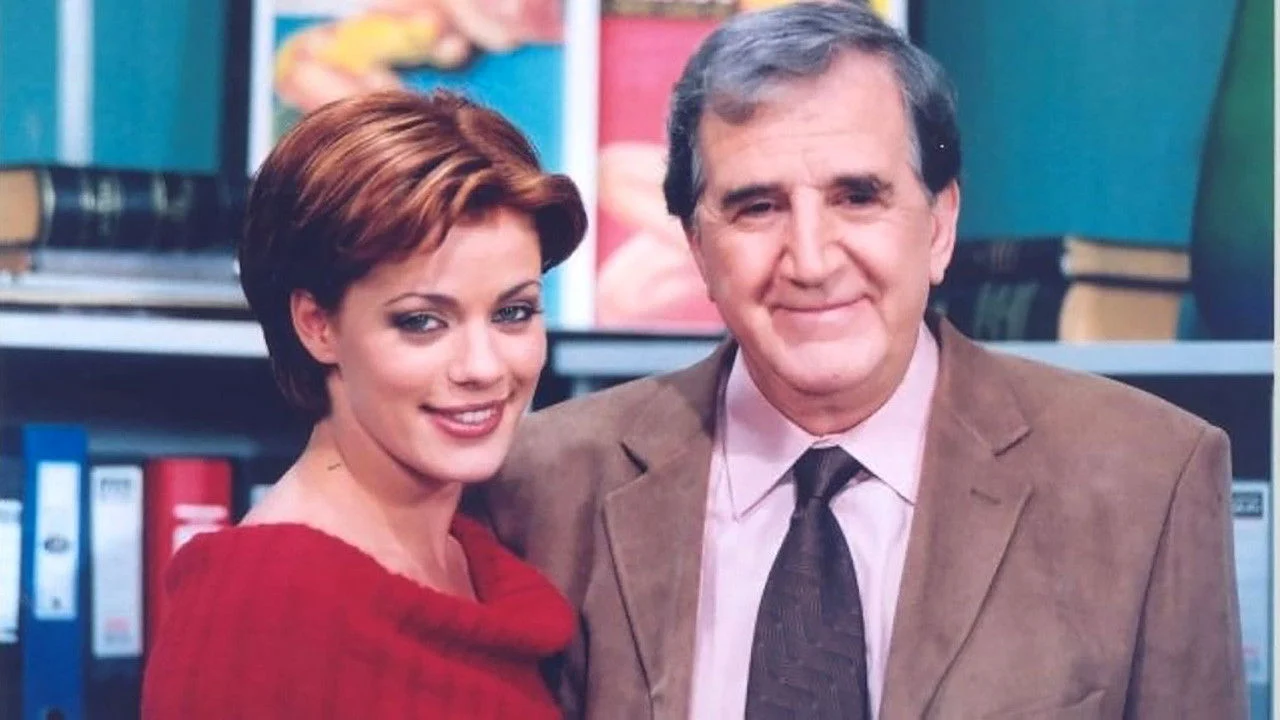 Το Μπέρδεμα backdrop