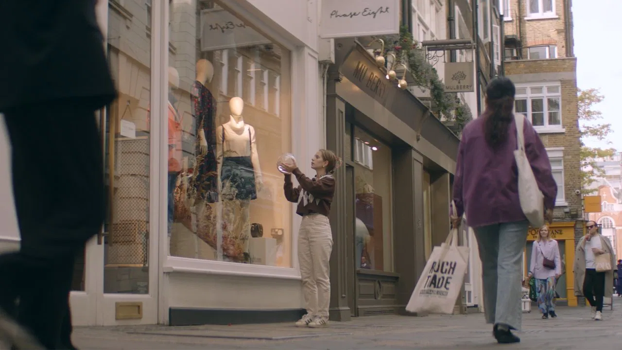 Walking Fernando backdrop