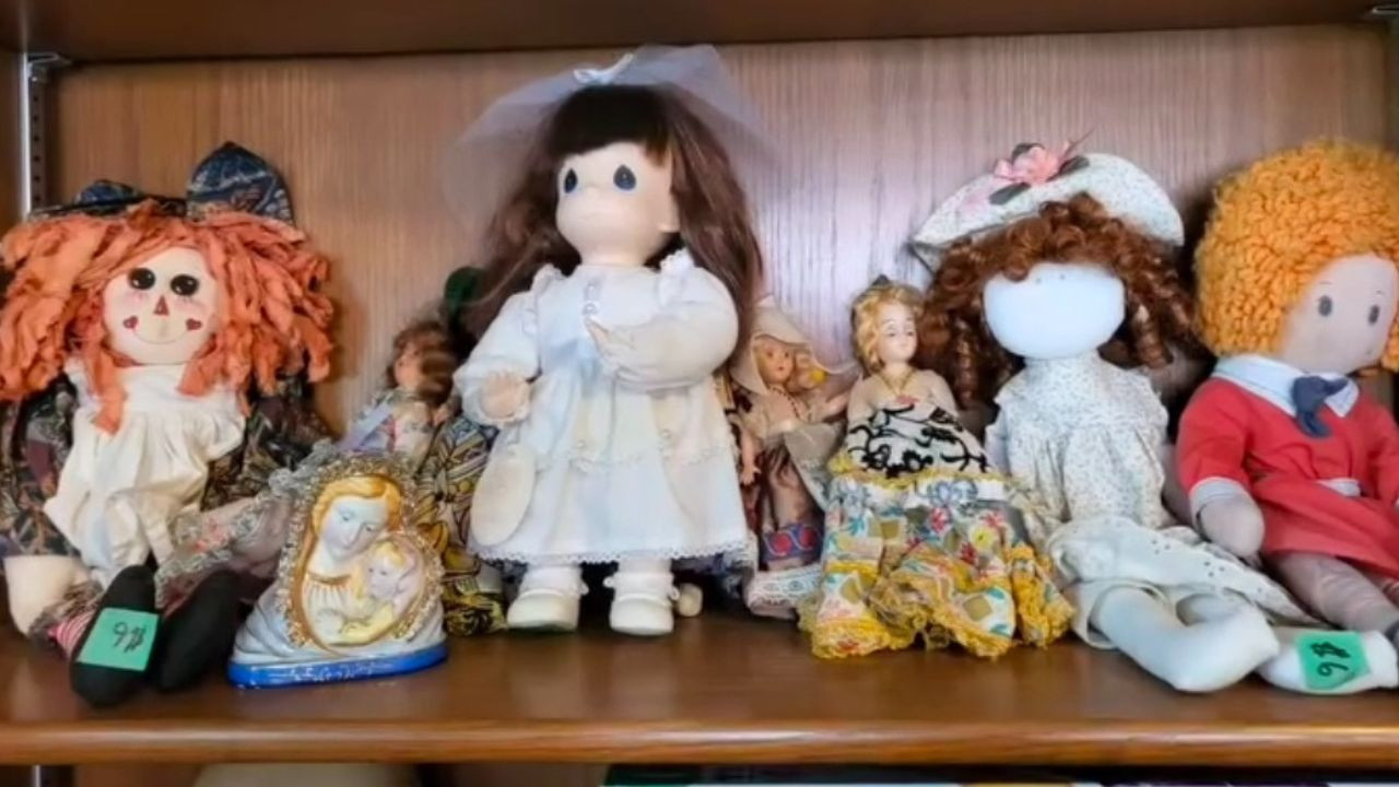 I See You Therefore I Love You backdrop