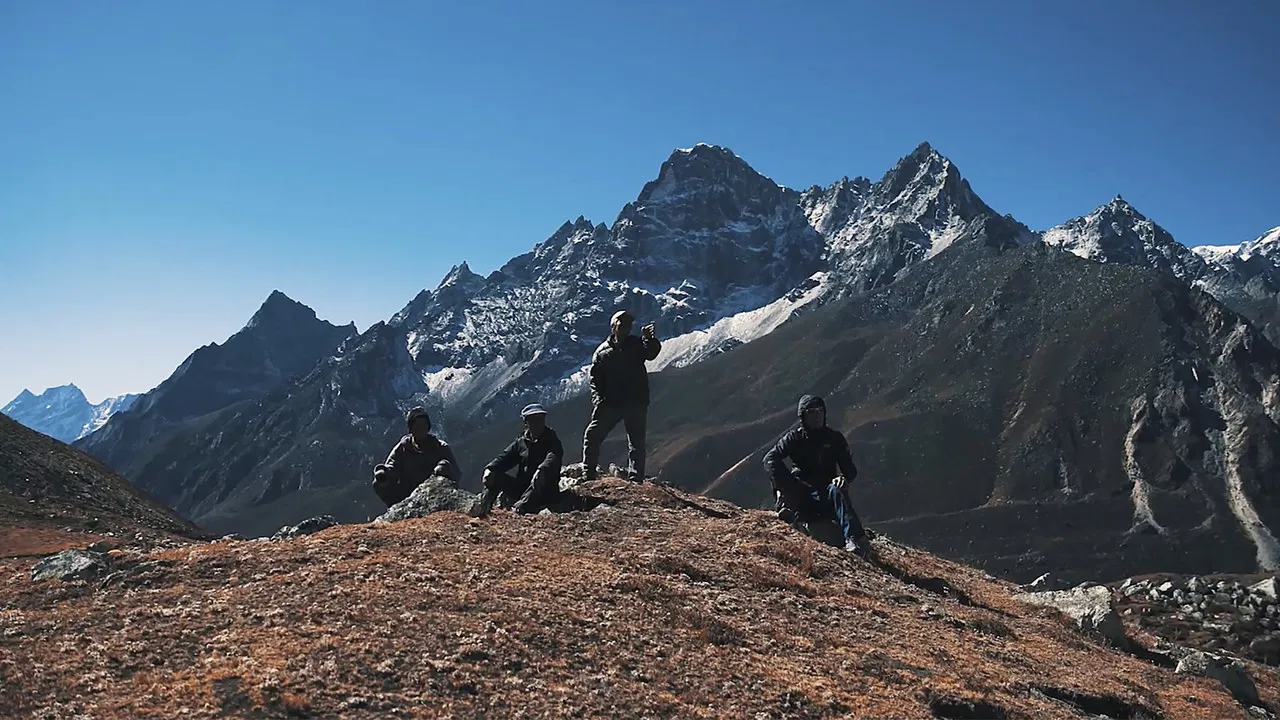 EVERYTHING CHANGES backdrop