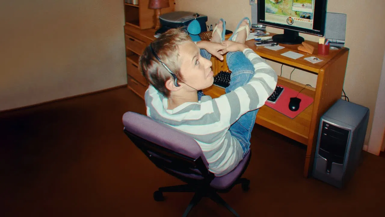 Squeezie: Thanks Internet backdrop