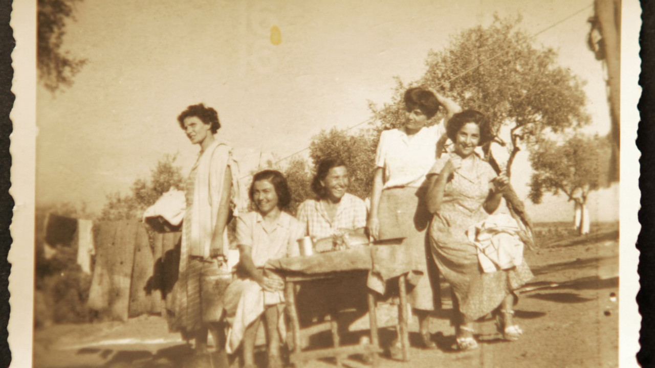 Women Fighters: The Third Liberation backdrop