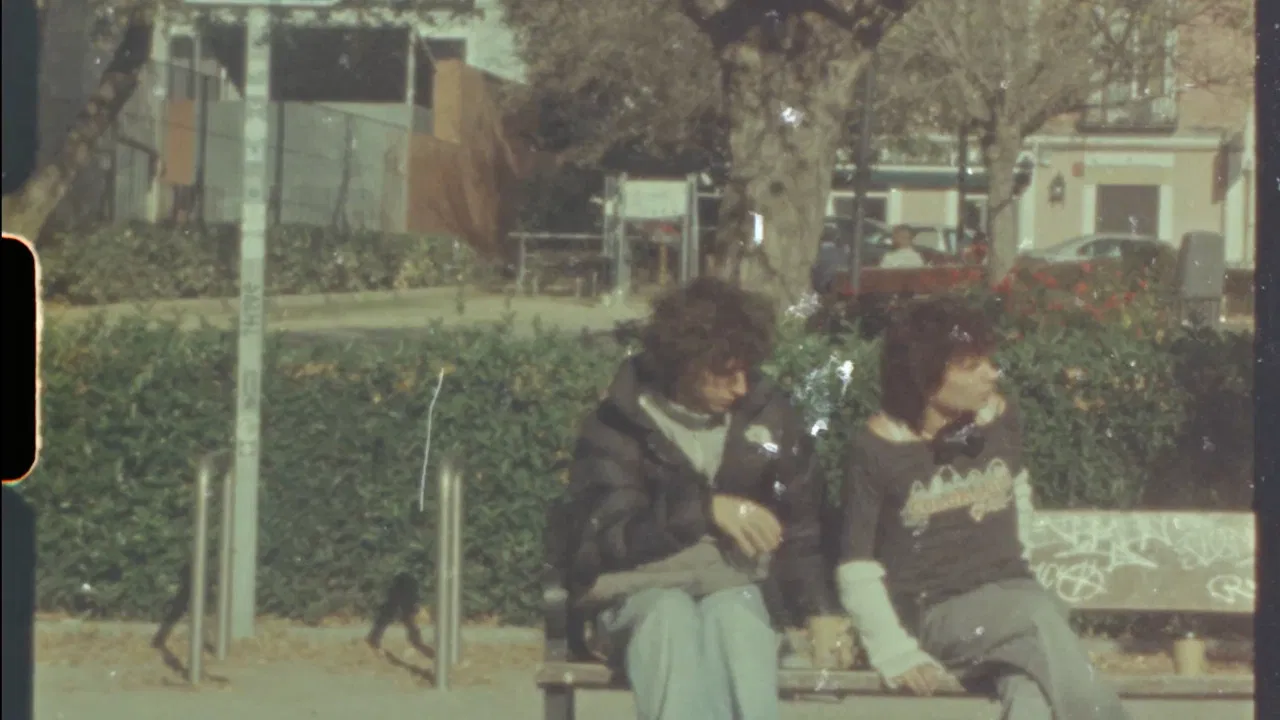 Mi forma de mirar backdrop