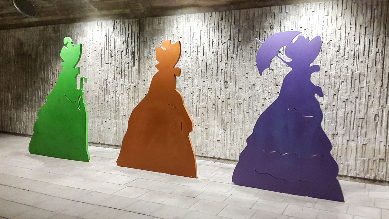 Aunt Brown's Birthday backdrop