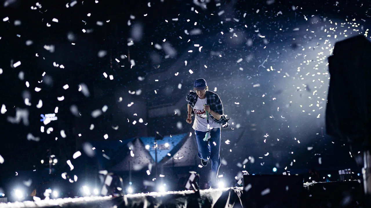 #RUNSEOKJIN_EP.TOUR THE MOVIE backdrop