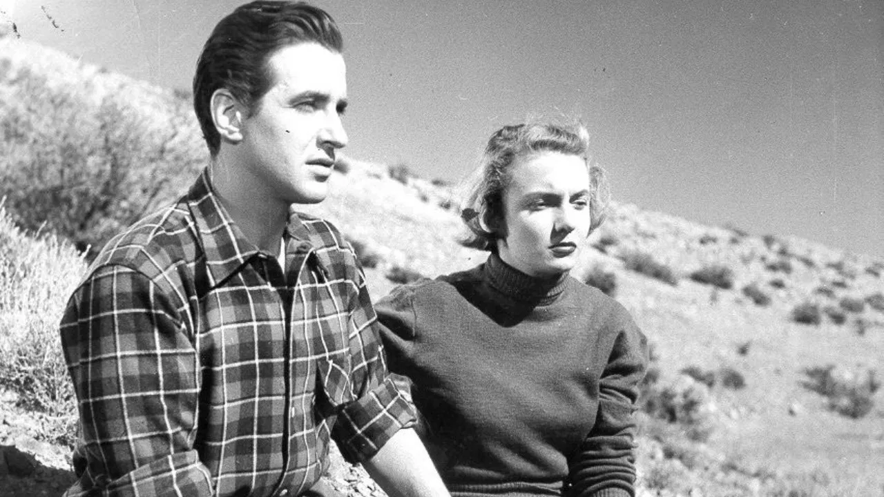 Surcos en el mar backdrop