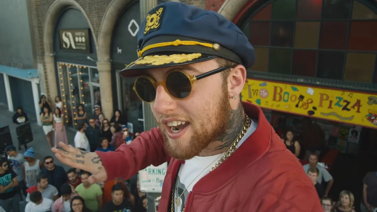 Making Faces backdrop