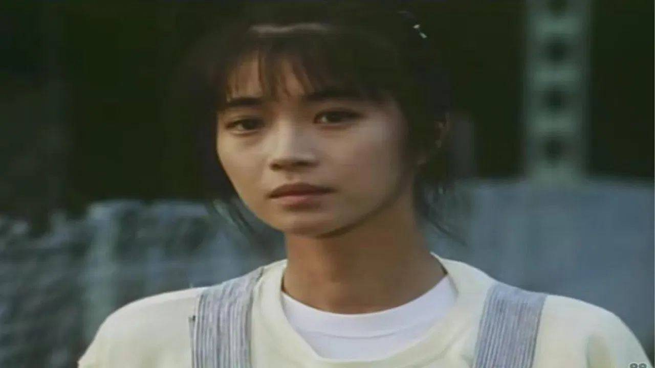 墓場から生きかえった男 backdrop