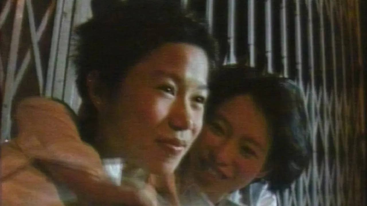 She Makes Me Wanna Die backdrop