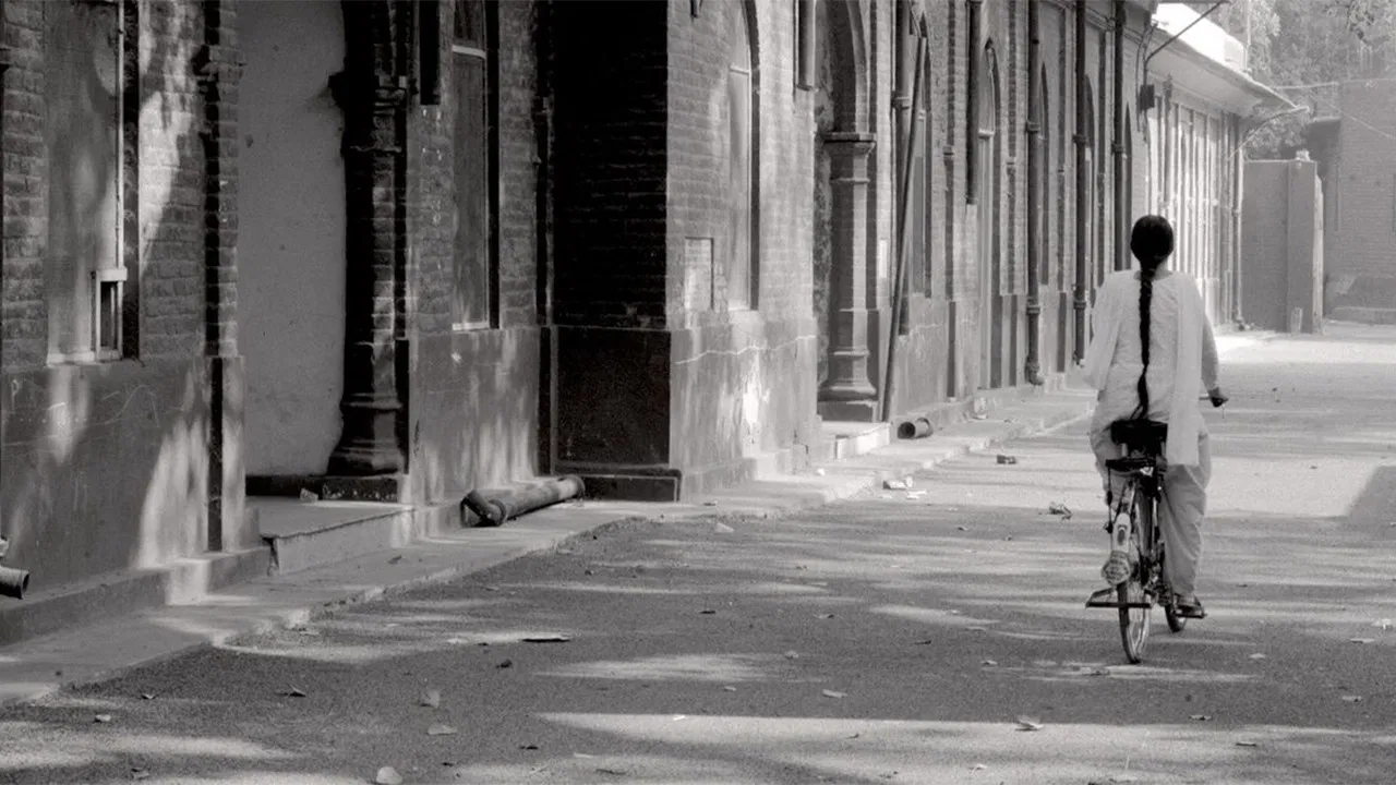 Ek Inquilab Aur Aaya backdrop