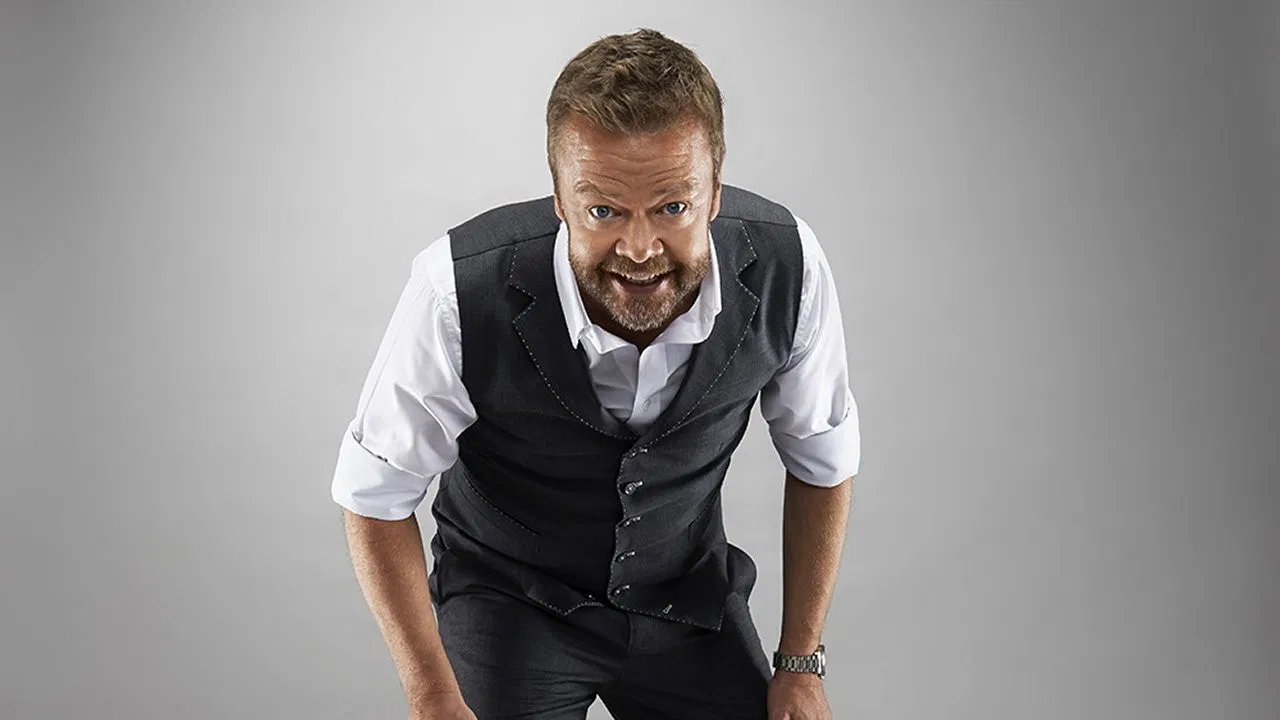 Carsten Bang: Dyret backdrop