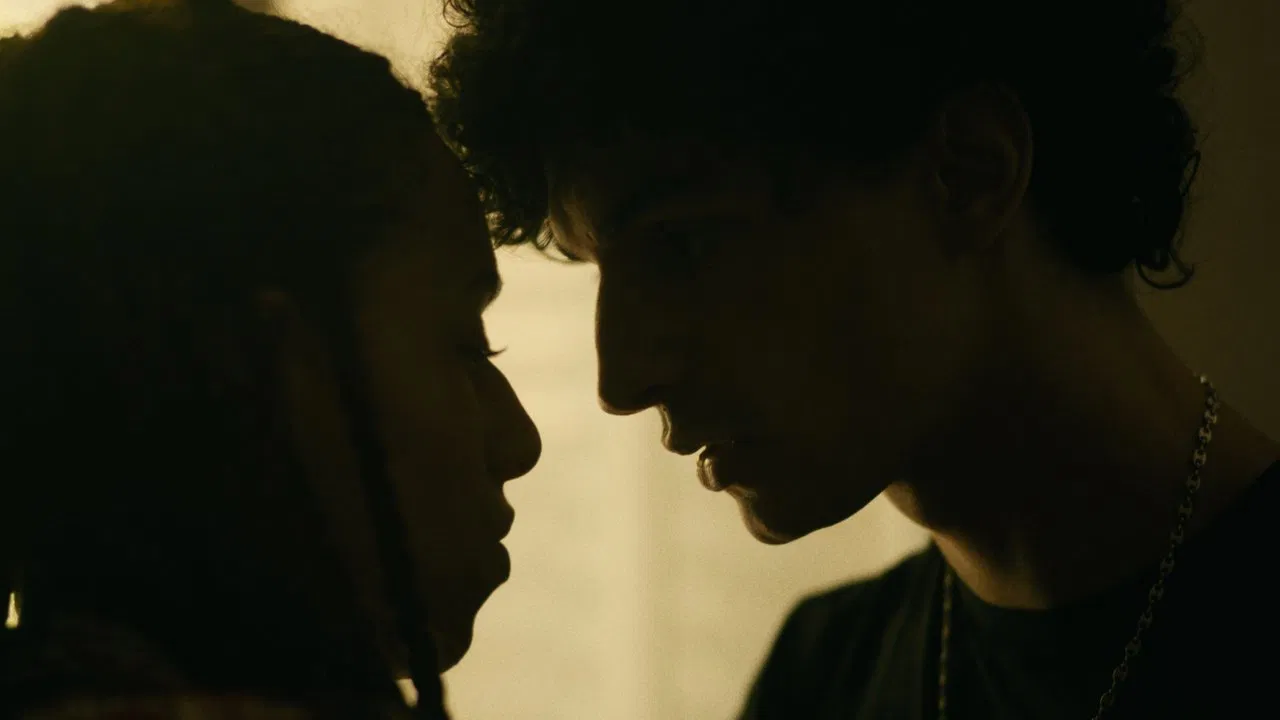 Ces traditions qui nous enchainent backdrop