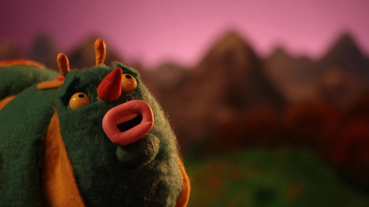 Cocoon, Cocoon backdrop