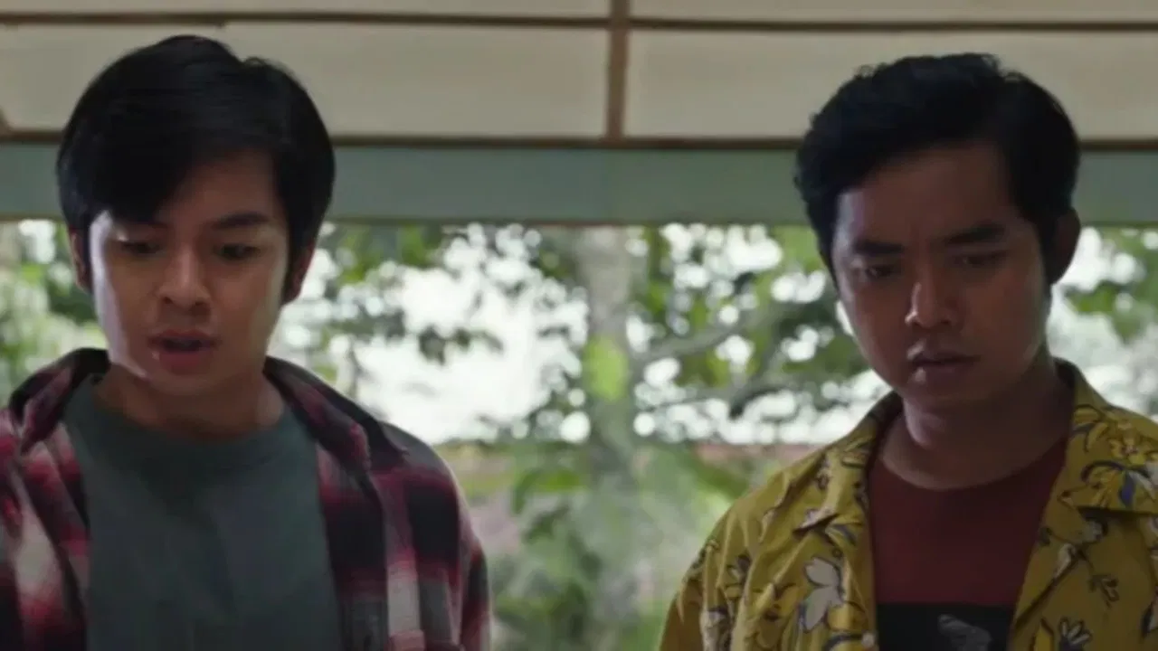 Sebelum Dijemput Nenek backdrop