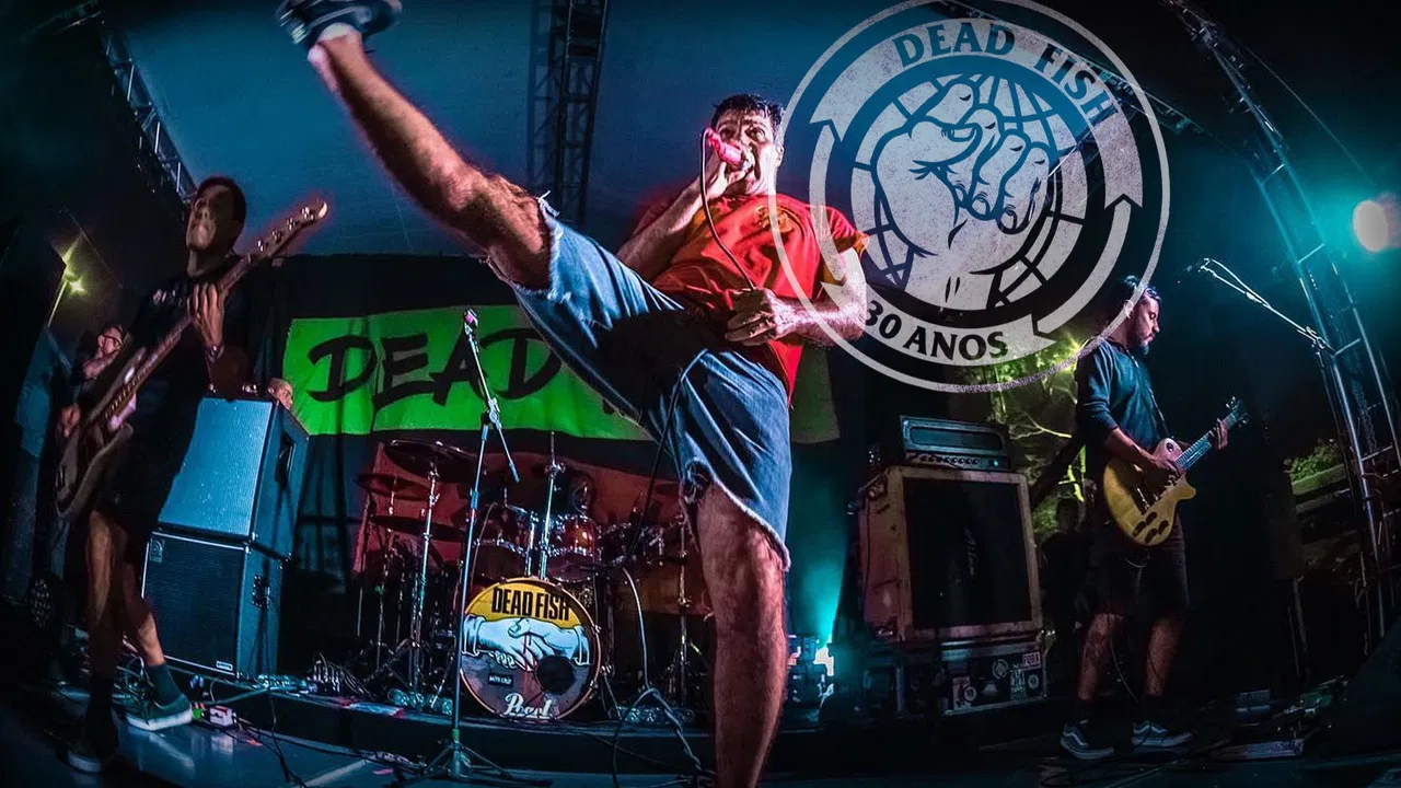 Dead Fish: 30+1 backdrop