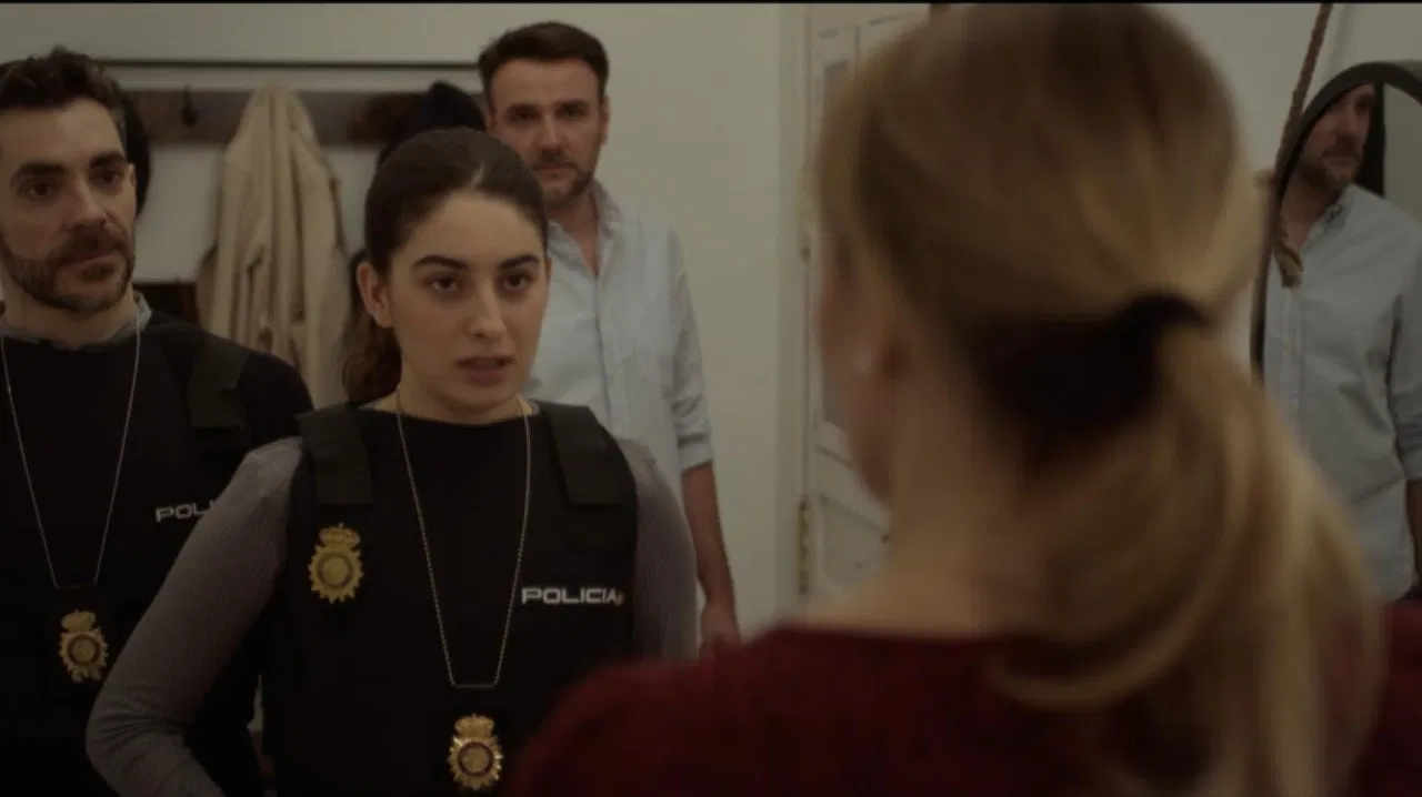 No estás loca backdrop