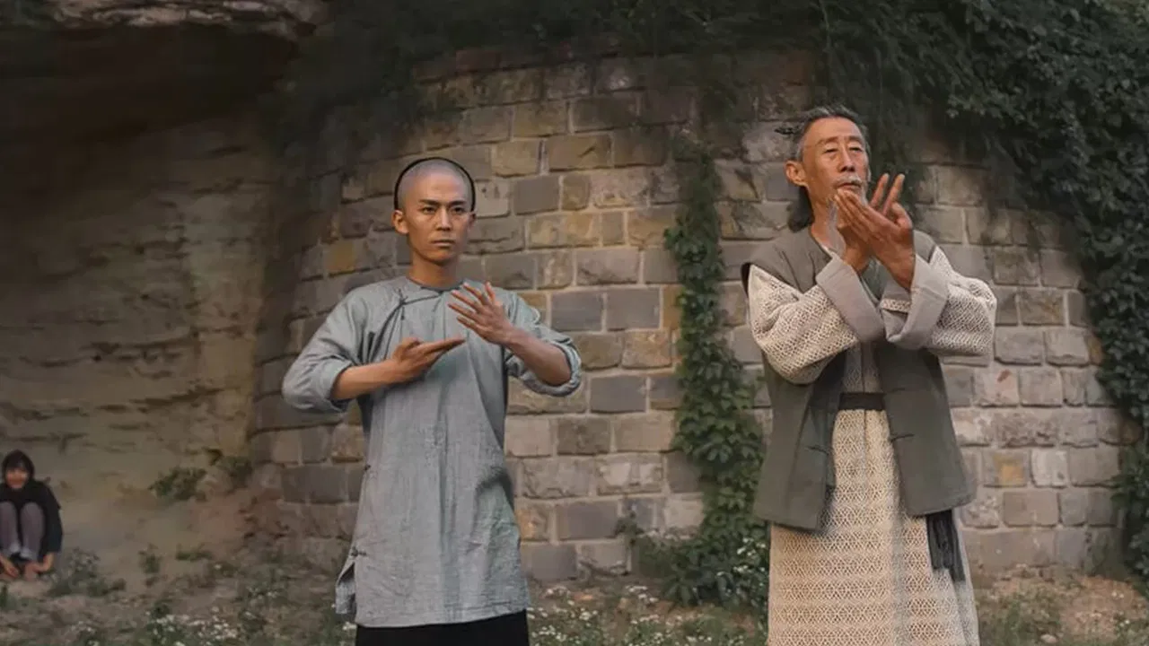 燕子李三 backdrop