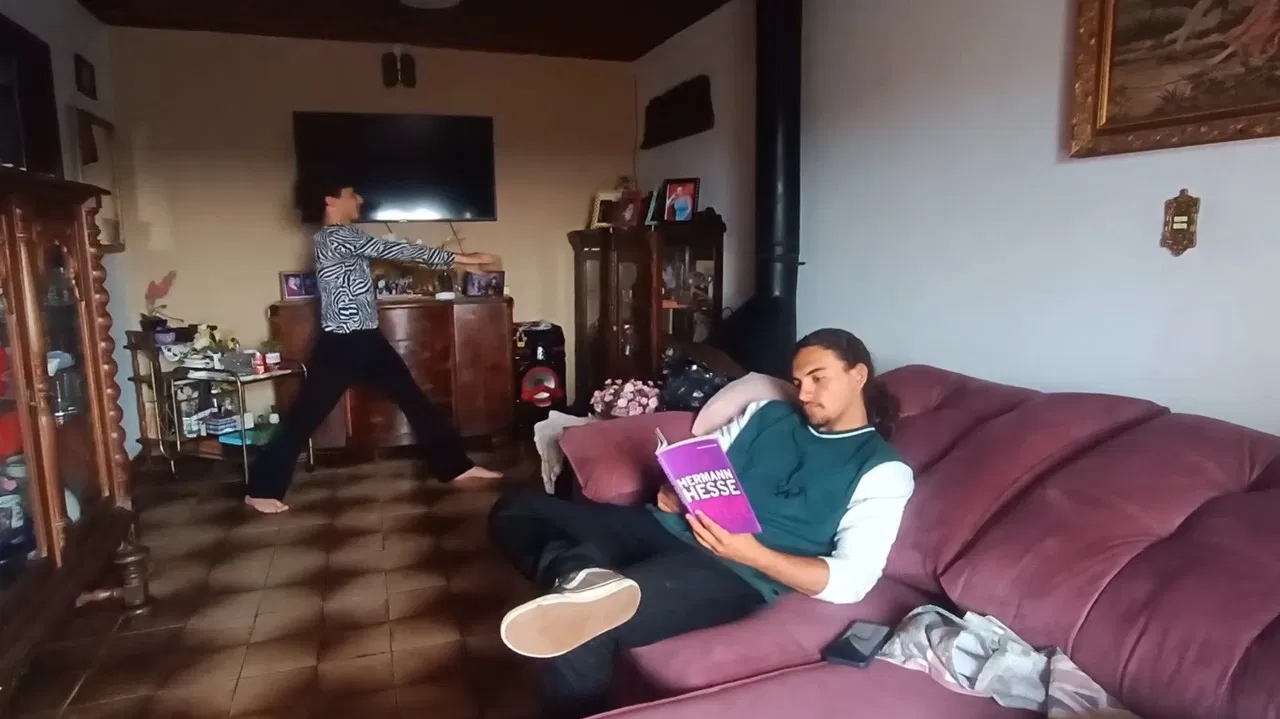 Retrato de um Plagiador backdrop