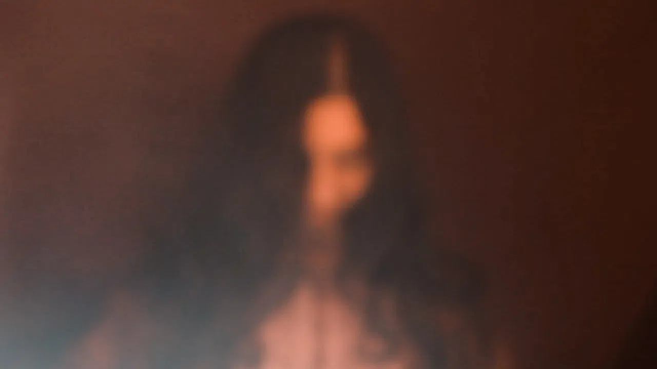 Ima Chimmathe backdrop