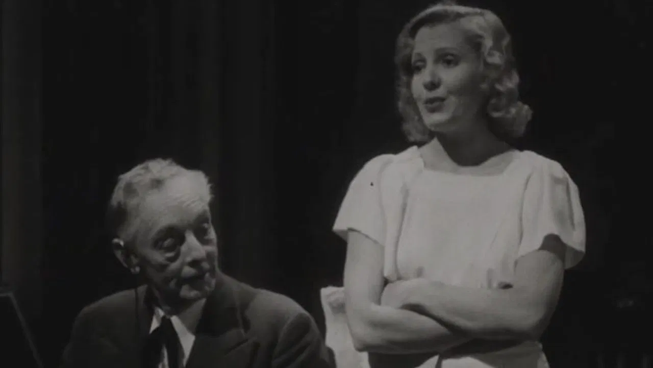 Get That Venus backdrop