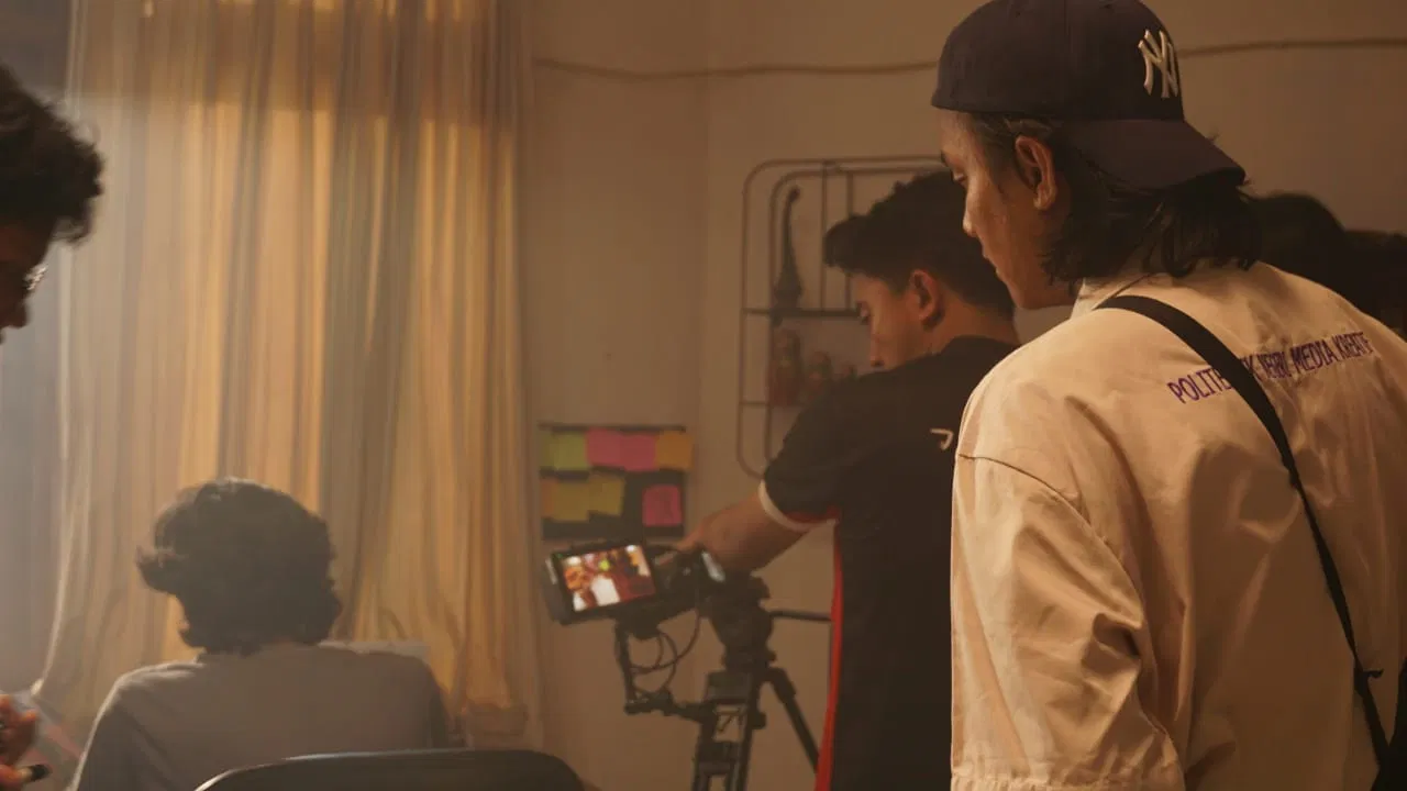 Hari Ketika Aku Tidak Menulis backdrop