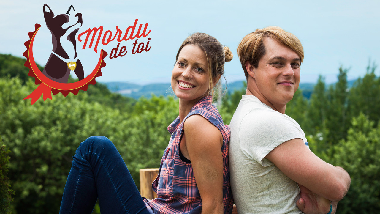 Mordu de toi backdrop